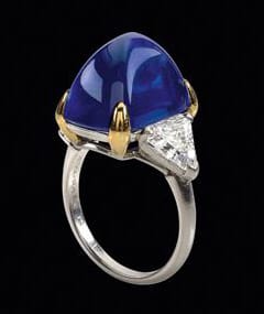Important Bvlgari blue Sapphire and dimond ring 