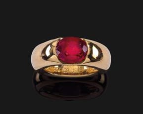 Cartier Garnet Bague Ellipse ring