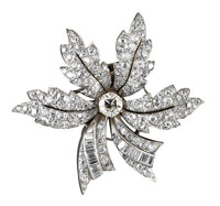 Fine jewelry diamond brooch