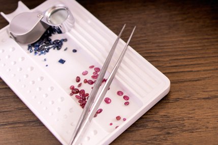 loose rubies examined in the reDollar lab