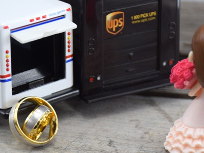 ship your wedding rings to sell online using UPS or USPS