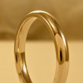 men's wedding band made of 10 karat gold