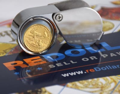 investigate American Eagle gold coin with a reDollar magnifier
