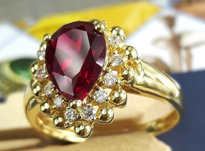 18k gold Burmese Ruby and Diamond ring