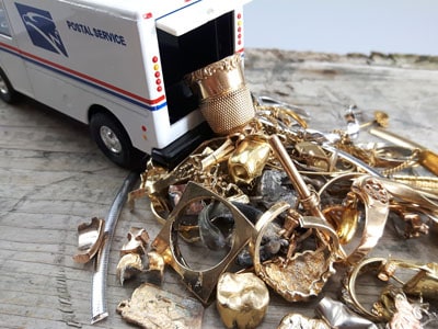 stock image: mail in scrap gold, online gold buyer service