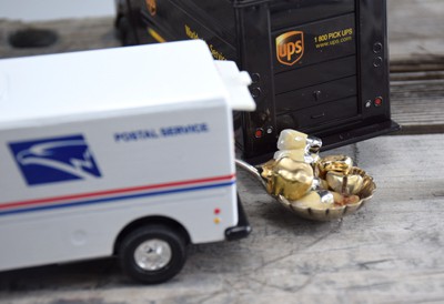 ship with USPS or UPS to get cash for gold teeth